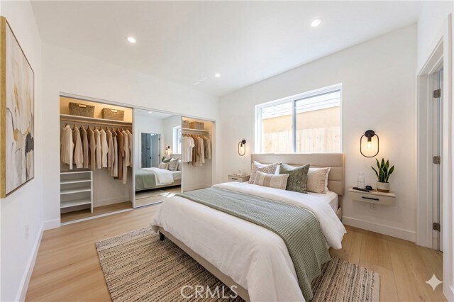 Foto del edificio - 2426 S West View St