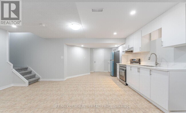 Building Photo - 53 Hoyle Dr