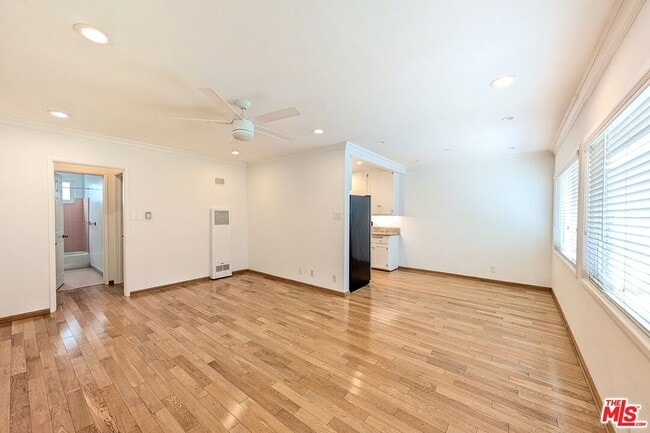 Building Photo - 1037 Euclid St