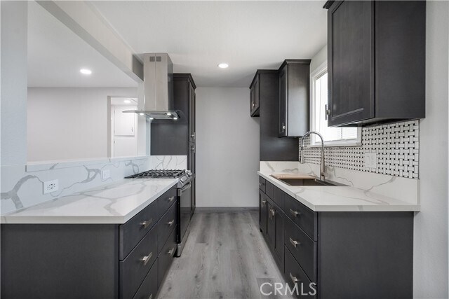 Foto principal - 3630 Russell St