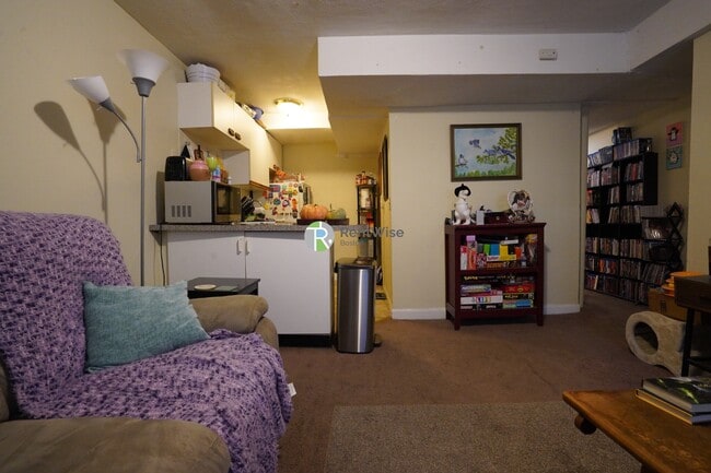 Foto del edificio - 1120 Commonwealth Ave