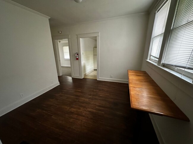 Foto del edificio - 514 S Washington St