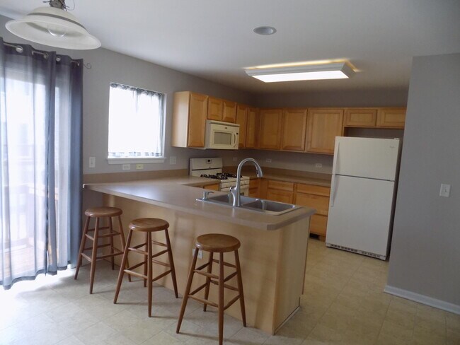 Foto del edificio - 24441 John Adams Dr