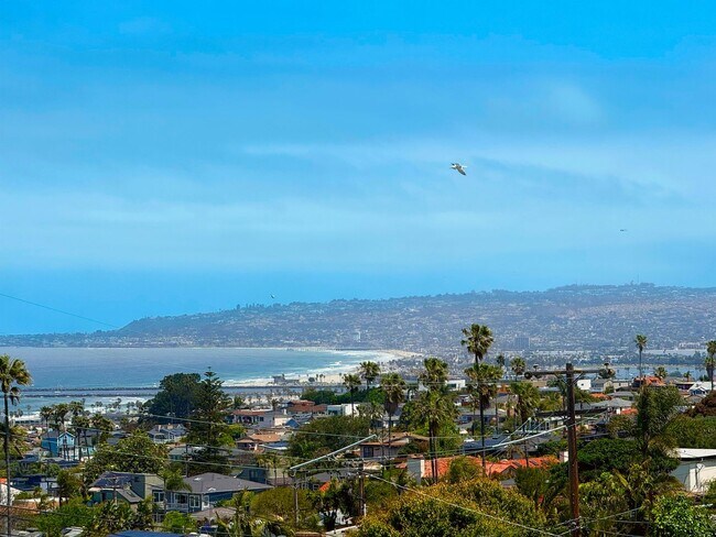 Foto del edificio - Welcome to your amazing coastal home above Sunset Cliffs