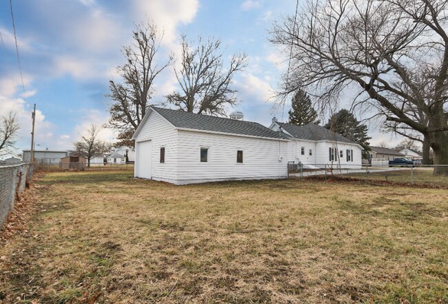 Foto del edificio - 213 Iowa St