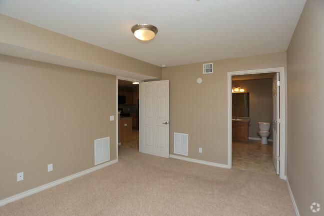 1BR - 740SF - Bedroom - Pryor Creek