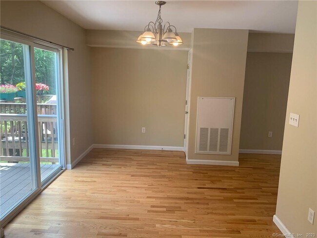 Building Photo - 54 Tridell Dr