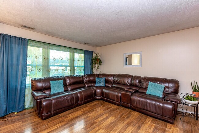 Building Photo - 3008 Tuscaloosa Ln