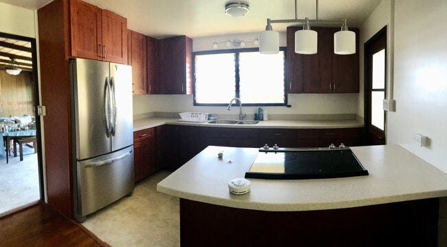 kitchen - 2880 Kamehameha V Hwy