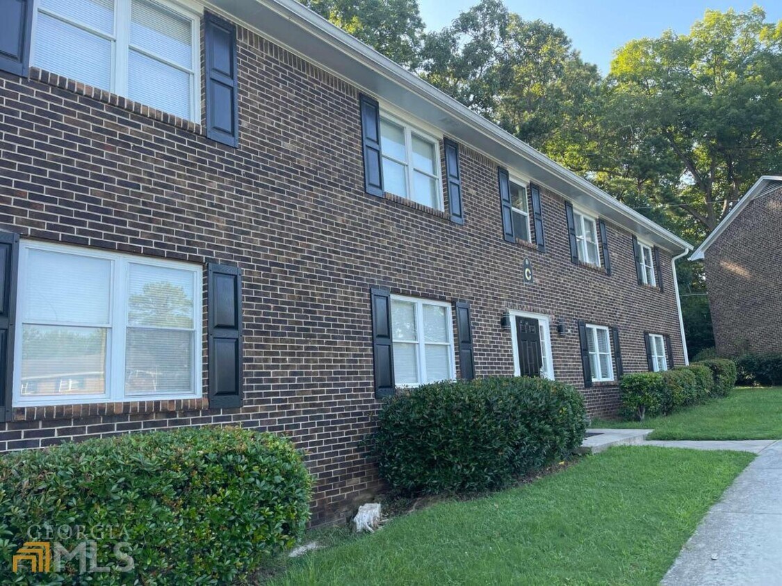 373 Stone Mountain St Unit C3, Lawrenceville, GA 30046 Apartment for