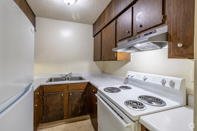 2BR, 1BA Upper Floor - 645SF - Kitchen - College Grove