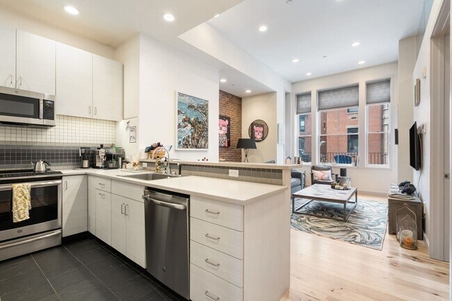 Foto del edificio - 163 Newbury St