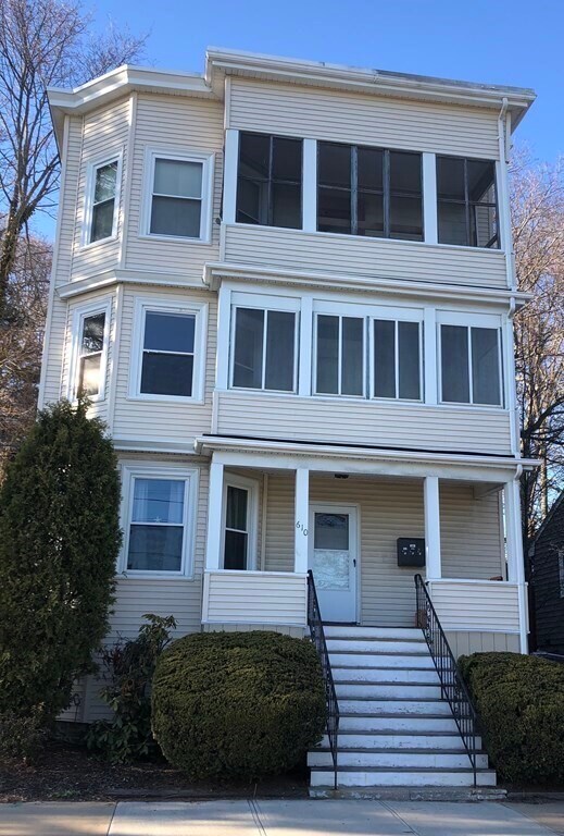 Building Photo - 610 Humphrey St