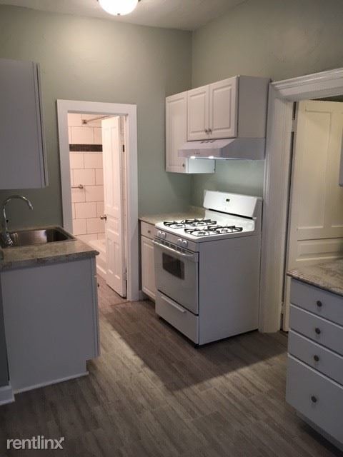 Primary Photo - 312 E Washington St