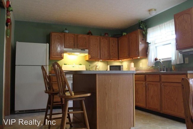 Building Photo - 4 br, 2.5 bath House - 3333 Joes Way