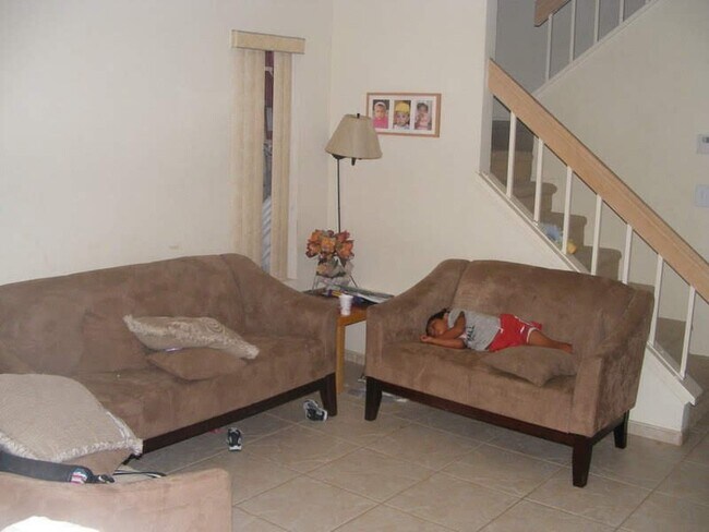 Foto del edificio - 2128 Shoreview Pl