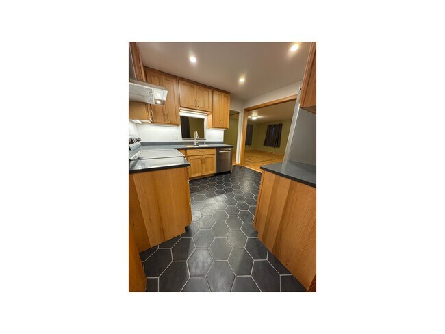 Foto del edificio - 3921 Sycamore Ave