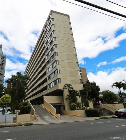 Building Photo - 1040 Kinau St