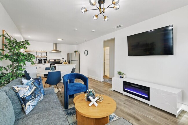 Foto del edificio - 3015 Chihuahua Ave