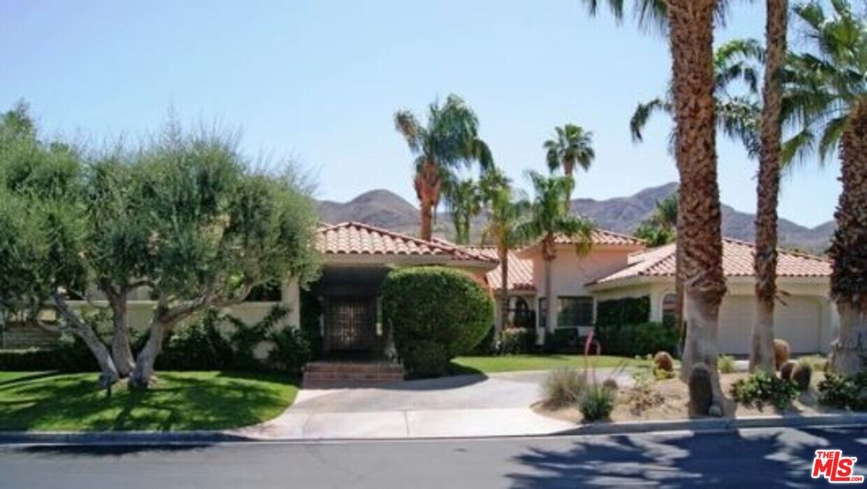 Primary Photo - 38262 Maracaibo Cir