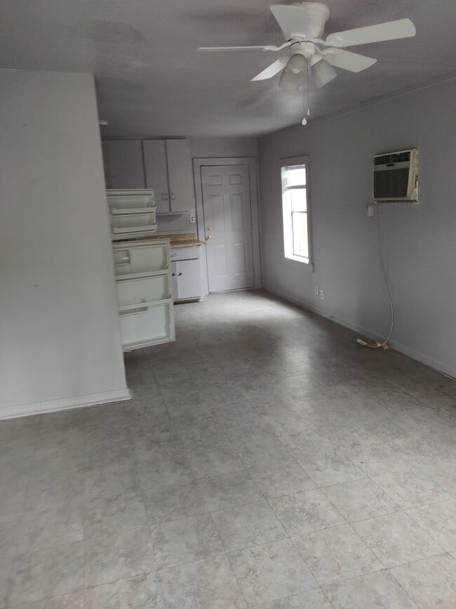 226 S Rife St, Aransas Pass, TX 78336 House Rental in Aransas Pass