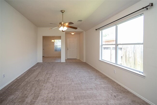 Building Photo - 1408 Sycamore Leaf Way