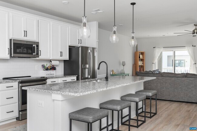 Foto del edificio - 824 Wesley Ln