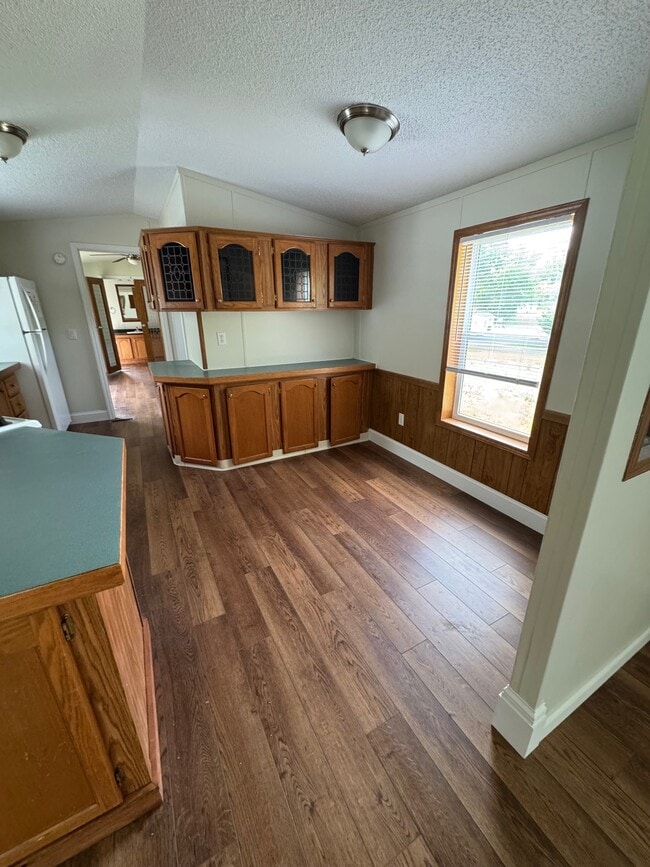 Building Photo - 33 Mazy Ln
