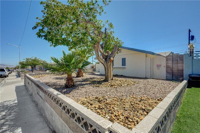 Building Photo - 6413 Bannock Way