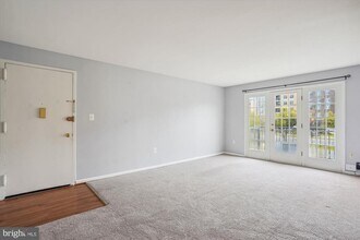 Building Photo - 9495 Fairfax Blvd