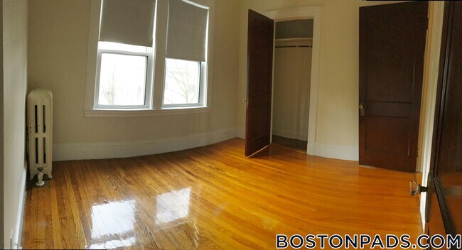 Building Photo - 157 Summer St