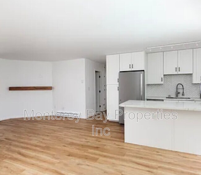 Foto del edificio - 825 Balboa Ave