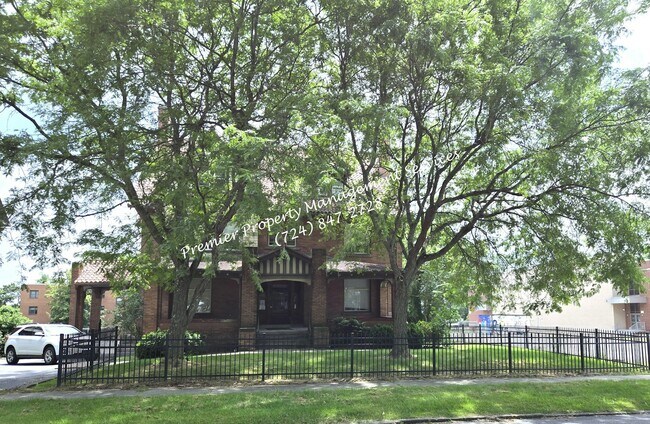 Foto del edificio - 314 E Lincoln Ave