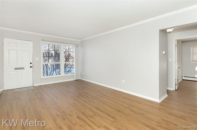 Building Photo - 2817 W 13 Mile Rd