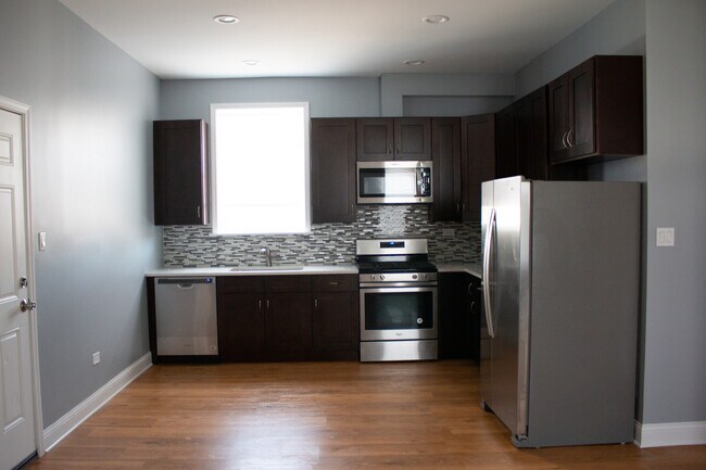 Foto del edificio - 3410 W 24th St