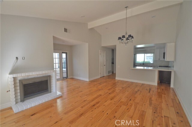 Foto del edificio - 6 Acorn