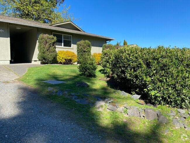 Building Photo - 7604 Chinook Ave
