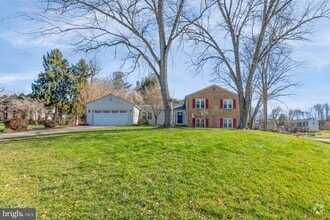 Building Photo - 9711 Cinnamon Creek Dr