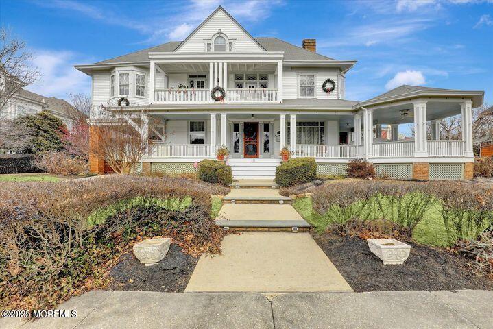 Primary Photo - 211 Cedar Ave