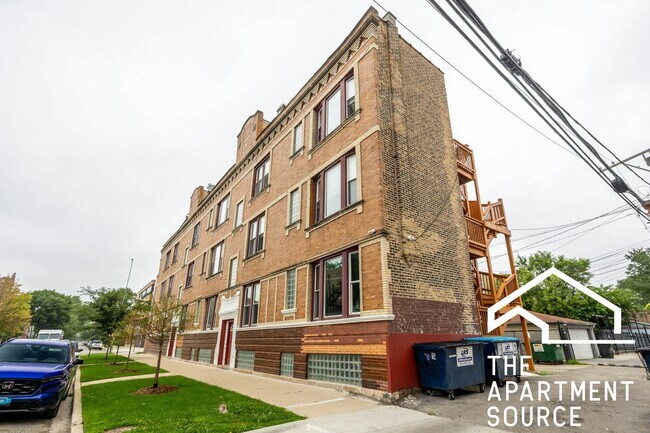 Foto del edificio - 1349 N Washtenaw Ave