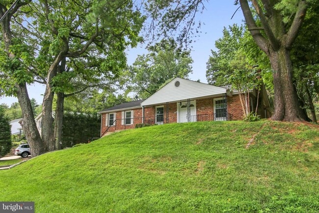 Building Photo - 11834 Goya Dr