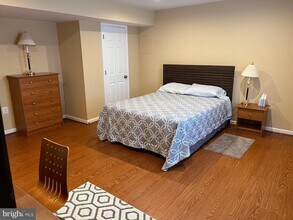 Building Photo - 5802 Telluride Ln