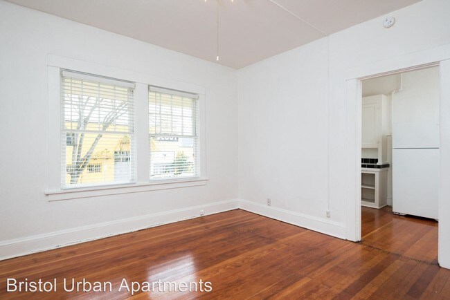 Foto del edificio - 2129 SE 10th Ave