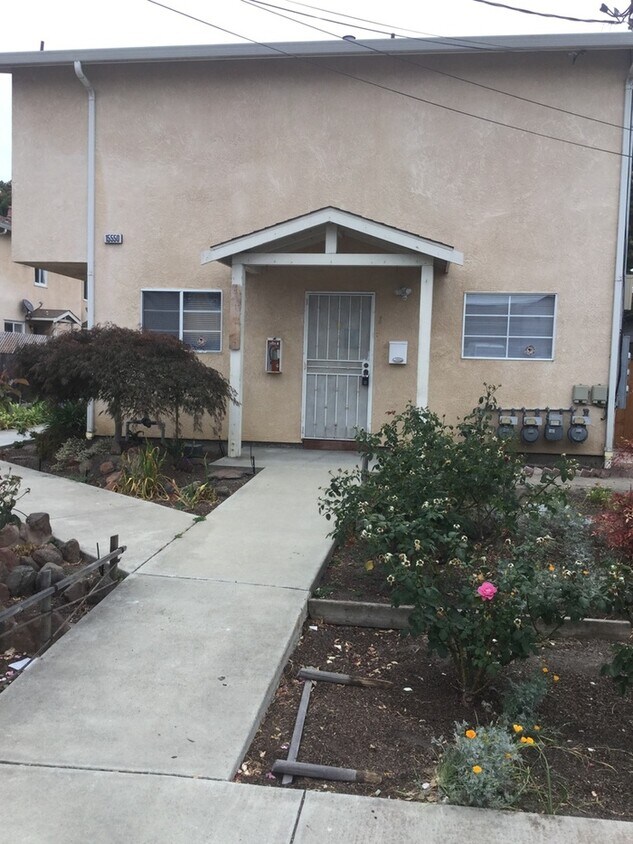 15550 Usher St, San Lorenzo, CA 94580 Townhome Rentals in San Lorenzo