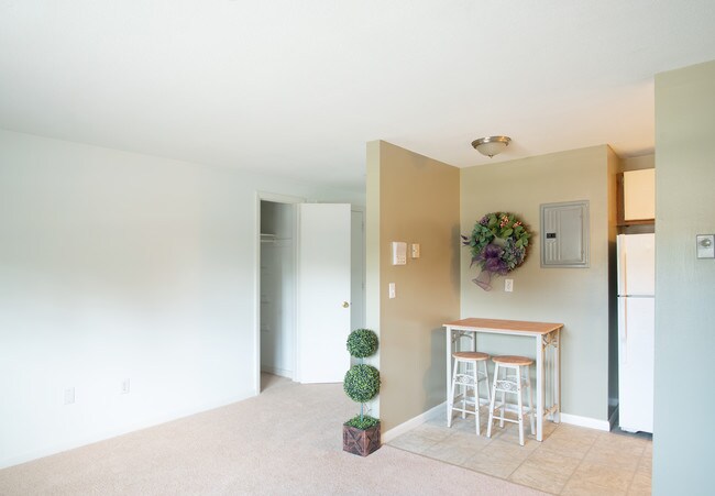 Foto del edificio - Coachlight Village Apartments