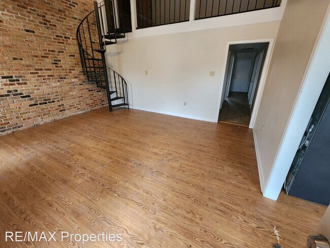 Foto del edificio - 3 br, 2 bath House - 8744 Pecan Tree Dr.