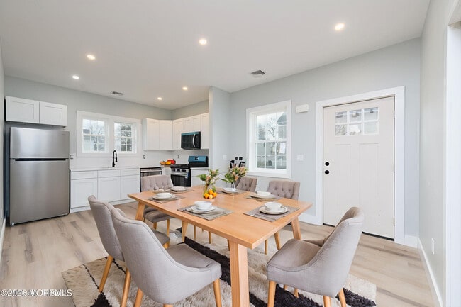 Building Photo - 243 Virginia Ave