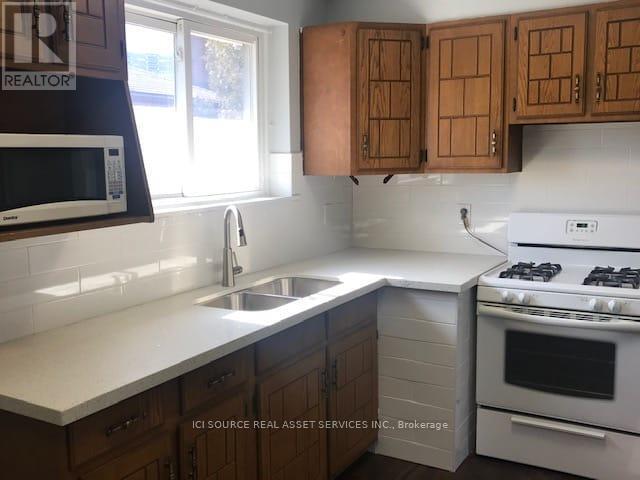 Photo du bâtiment - 66 Peace Dr