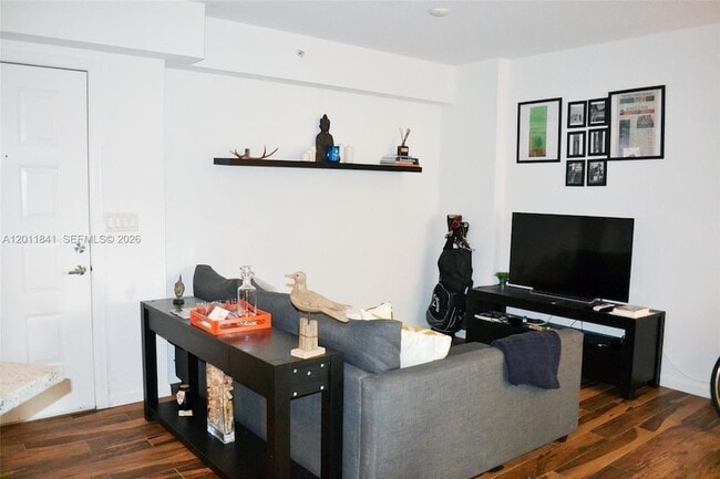 Photo - 1830 Radius Dr Apartment
