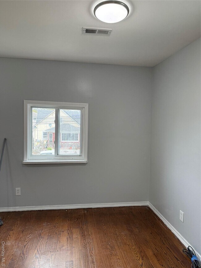 Foto del edificio - 119-24 199th St